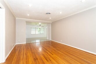 4321 Costa Rica Rd in Houston, TX - Building Photo - Building Photo
