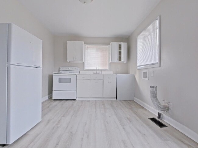 610 Hawthorne Ave in High Point, NC - Building Photo - Building Photo