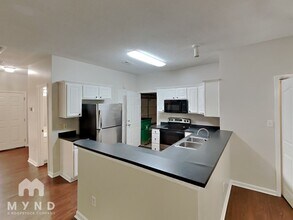 6027 Briggs Dr in Charlotte, NC - Building Photo - Building Photo