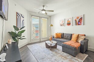 8122 Midtown Blvd in Dallas, TX - Building Photo