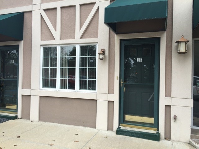 47 Church St in Malverne, NY - Foto de edificio