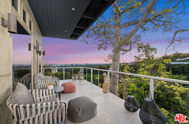 property at 1415 Summitridge Dr