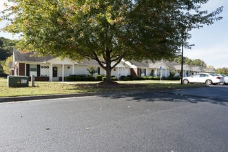 The Cove Apartments in Cartersville, GA - Foto de edificio - Building Photo
