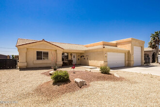 3642 Blue Colt Dr in Lake Havasu City, AZ - Building Photo - Building Photo