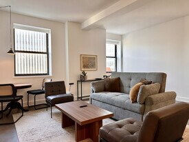 758 N Broadway in Milwaukee, WI - Building Photo