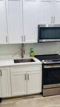 1553 Jefferson Ave in Miami Beach, FL - Building Photo - Building Photo