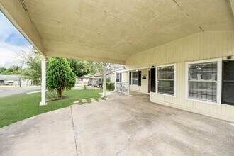 7722 Elm St in Houston, TX - Building Photo - Building Photo