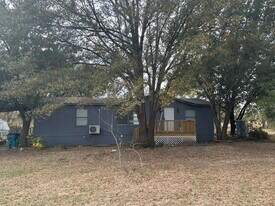 1150 Co Rd 3237 in Emory, TX - Building Photo