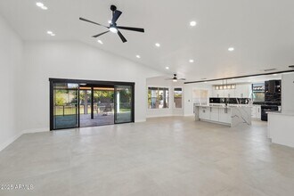 5704 E Estrid Ave in Scottsdale, AZ - Building Photo - Building Photo
