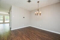 5809 Village Forest Ct photo'