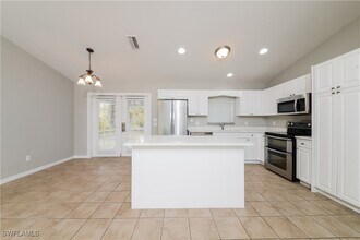 5094 Burnside St in North Port, FL - Building Photo - Building Photo