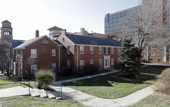 Victory Court Apartments in Kansas City, MO - Building Photo - Building Photo