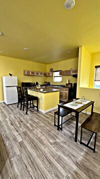 4364 Harvest Ln photo'