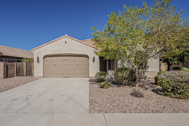 property at 2008 E Stacey Rd