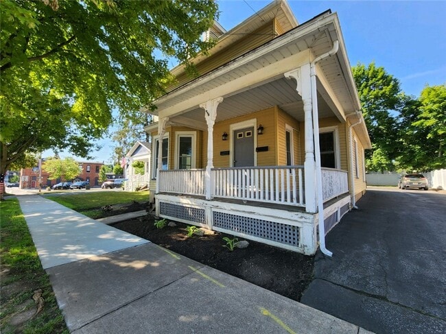 property at 14 Monroe St