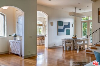 546 Stassi Ln in Santa Monica, CA - Building Photo - Building Photo