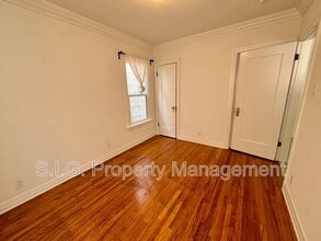 2813 Rowena Ave in Los Angeles, CA - Building Photo - Building Photo