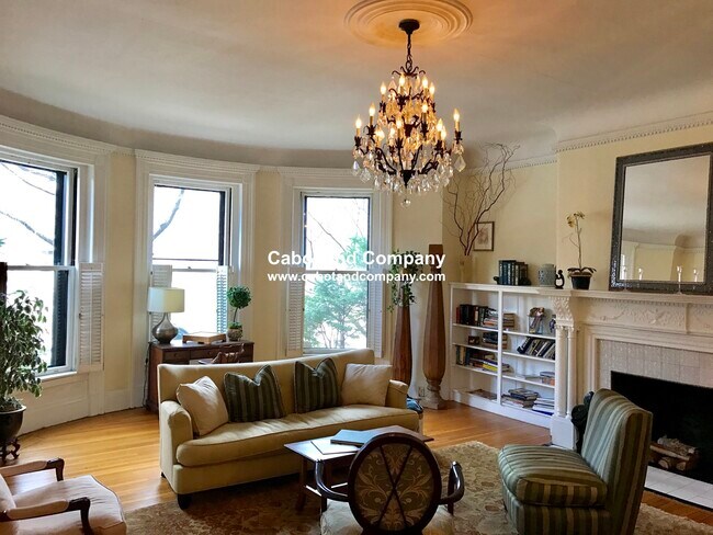 290 Commonwealth Ave, Unit 1 in Boston, MA - Building Photo - Building Photo
