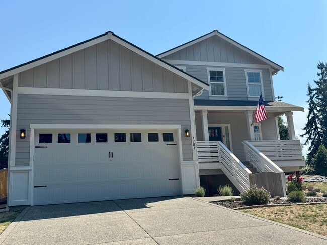 property at 1701 194th Ave SW