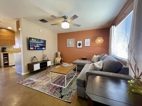 72345 Cactus Dr in Twentynine Palms, CA - Building Photo - Building Photo