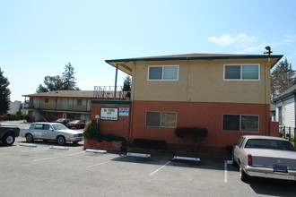 DaCosta Apartments in Fremont, CA - Building Photo - Building Photo