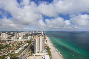 18555 Collins Ave, Unit 905 in Sunny Isles Beach, FL - Building Photo