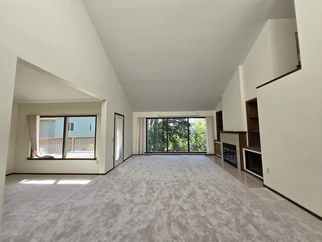 property at 1709 Edwards Ct
