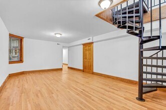1415 W Belle Plaine Ave in Chicago, IL - Building Photo - Building Photo