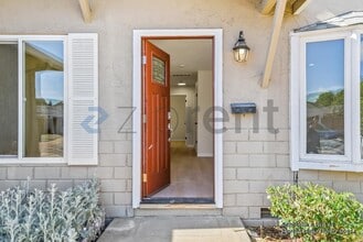 2675 Phillips Ave in Santa Clara, CA - Building Photo - Building Photo