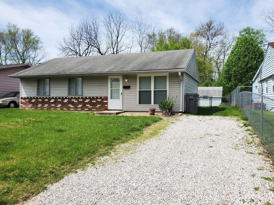 1426 S Oxford St in Indianapolis, IN - Building Photo