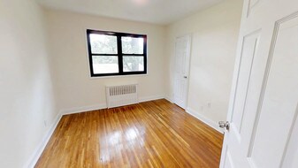 200 Beacon Hill Dr Apartments
