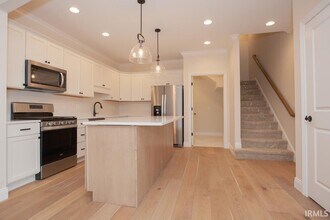3036 White Oak Trl in Newburgh, IN - Building Photo - Building Photo