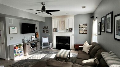 27 Madeline Cir in Taylors, SC - Building Photo - Building Photo
