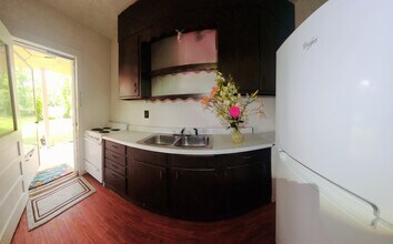 1004 W Main St, Unit SUITE in Marion, IL - Building Photo - Building Photo