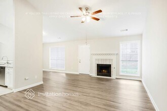 7032 N Shore Dr in Lithonia, GA - Building Photo - Building Photo