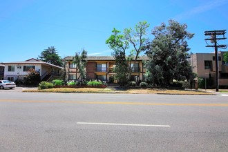 14632 Magnolia Blvd in Sherman Oaks, CA - Building Photo - Primary Photo