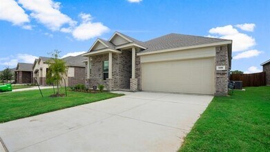 1316 Rousseau Dr in Little Elm, TX - Foto de edificio - Building Photo