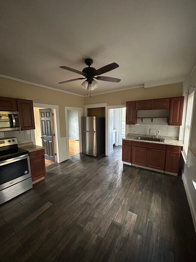 property at 39 Springdale Ave