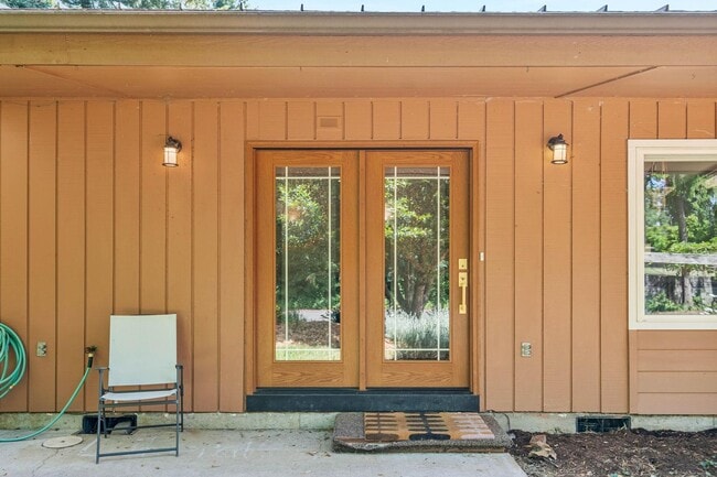 2240 SE 110th Ave in Portland, OR - Building Photo - Building Photo