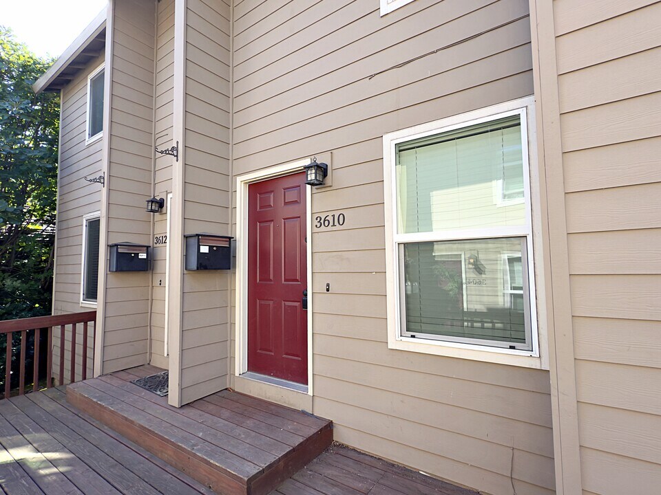 3610 S Kelly Ave in Portland, OR - Foto de edificio