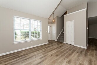 4725 Bridle Point Pkwy in Snellville, GA - Foto de edificio - Building Photo