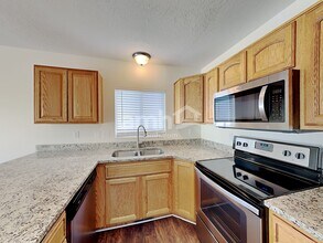 5069 S Vista Dr in Roy, UT - Building Photo - Building Photo