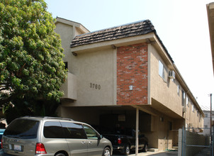 3760 Vinton Ave in Los Angeles, CA - Building Photo - Other