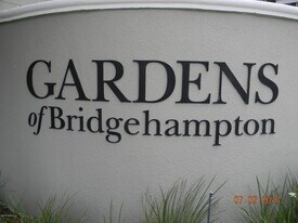 1001 Monument Rd in Jacksonville, FL - Building Photo