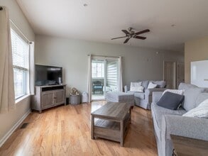 18938 Shore Pointe Ct in Rehoboth Beach, DE - Building Photo - Building Photo
