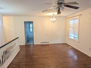 21424 Richmond Dr in Hope, BC - Building Photo - Building Photo