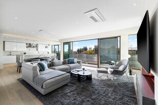 Lumiere at Malcolm in Los Angeles, CA - Building Photo