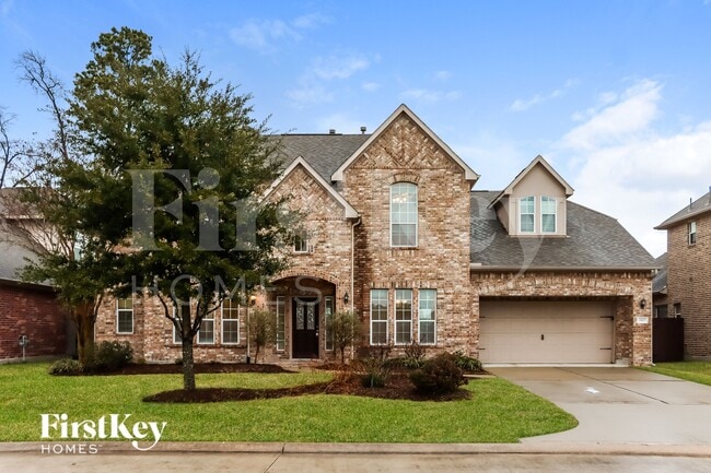 property at 2807 Angela Way Dr