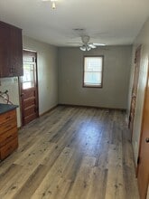 77 Faircrest Dr in Hutchinson, KS - Building Photo - Building Photo