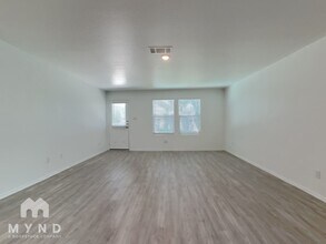 14911 Greenfield Ml in San Antonio, TX - Building Photo - Building Photo